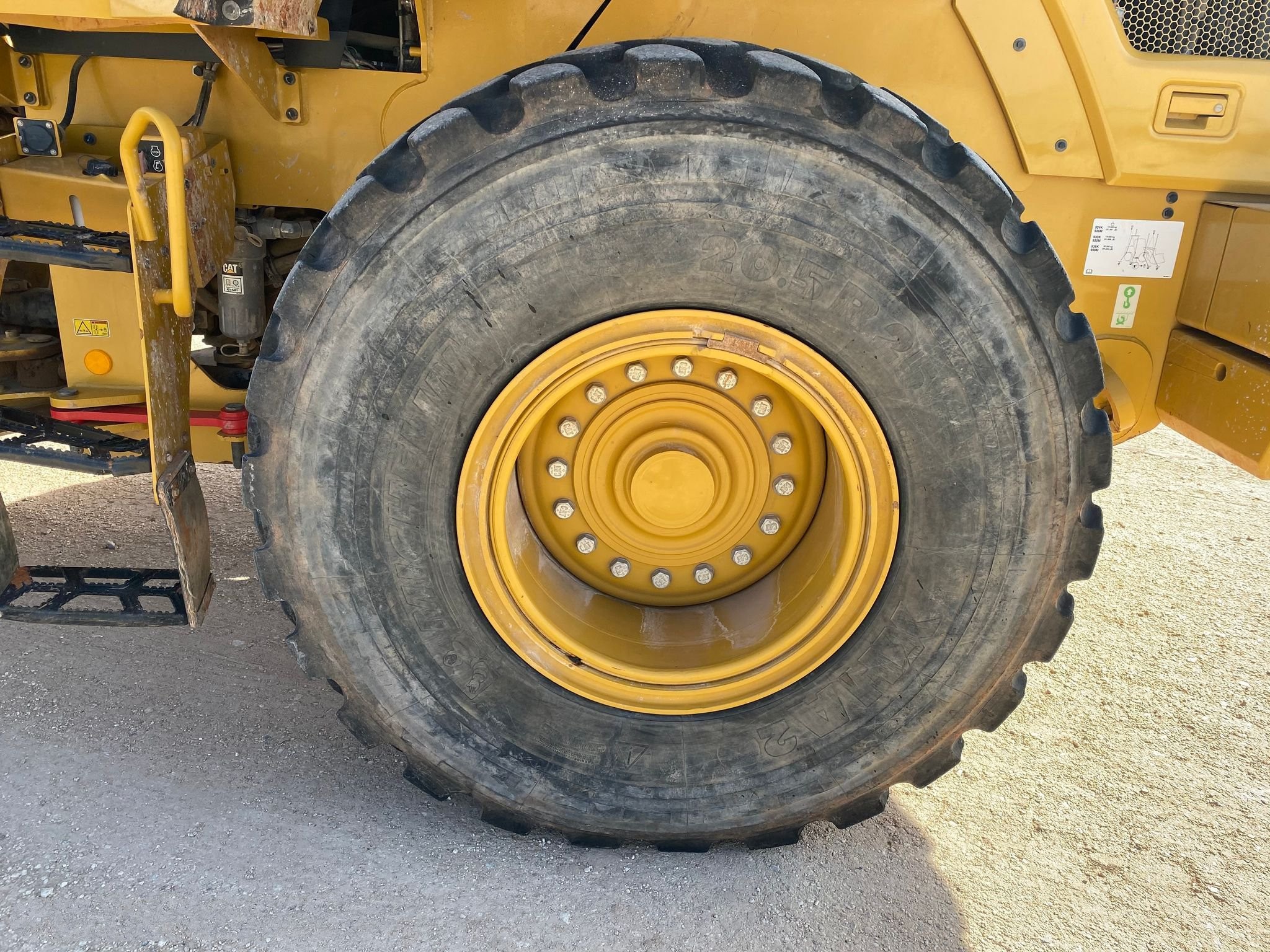 gallery 2017 Caterpillar 938M wheel loader