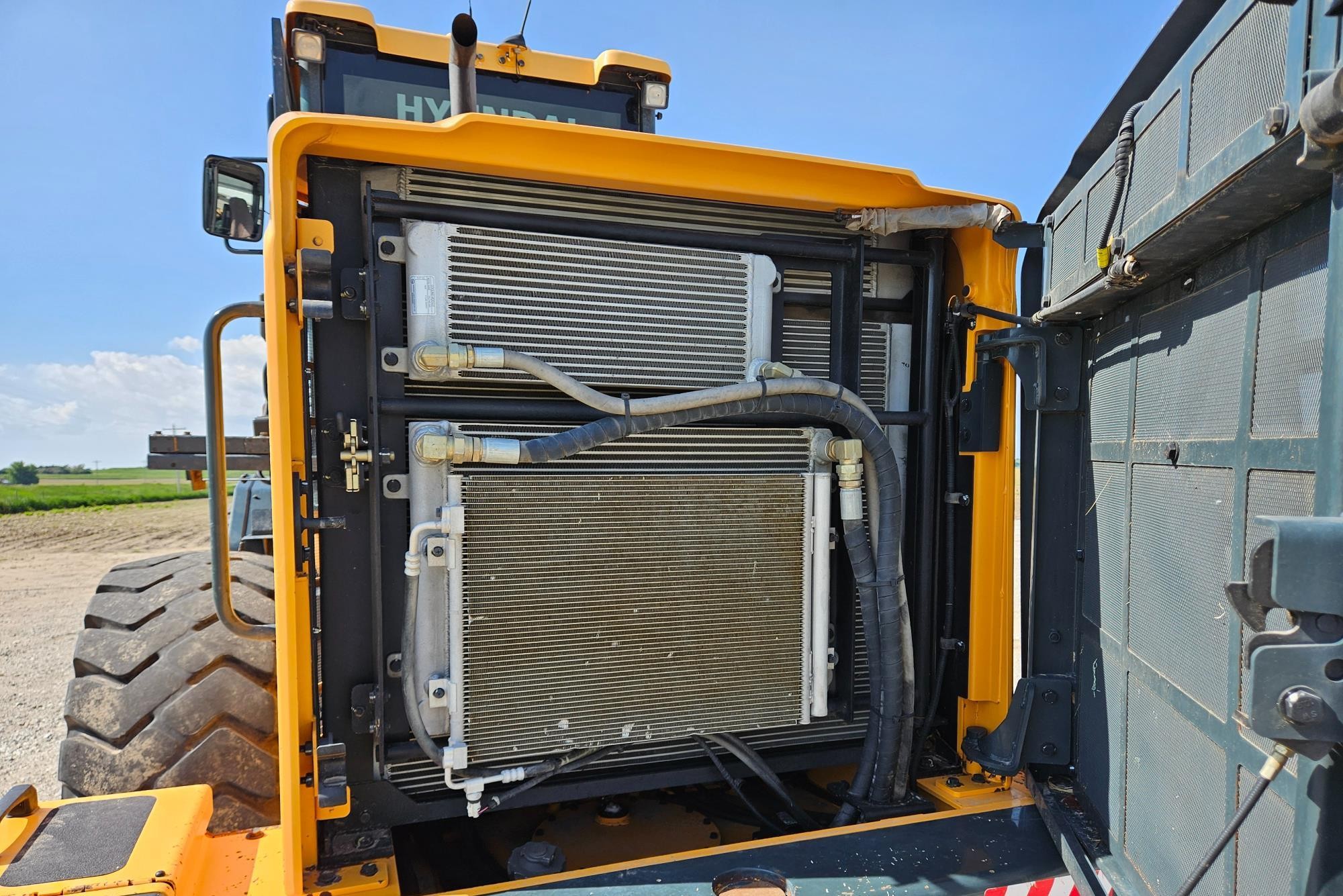 gallery 2015 Hyundai HL740XTD-9A Wheel Loader