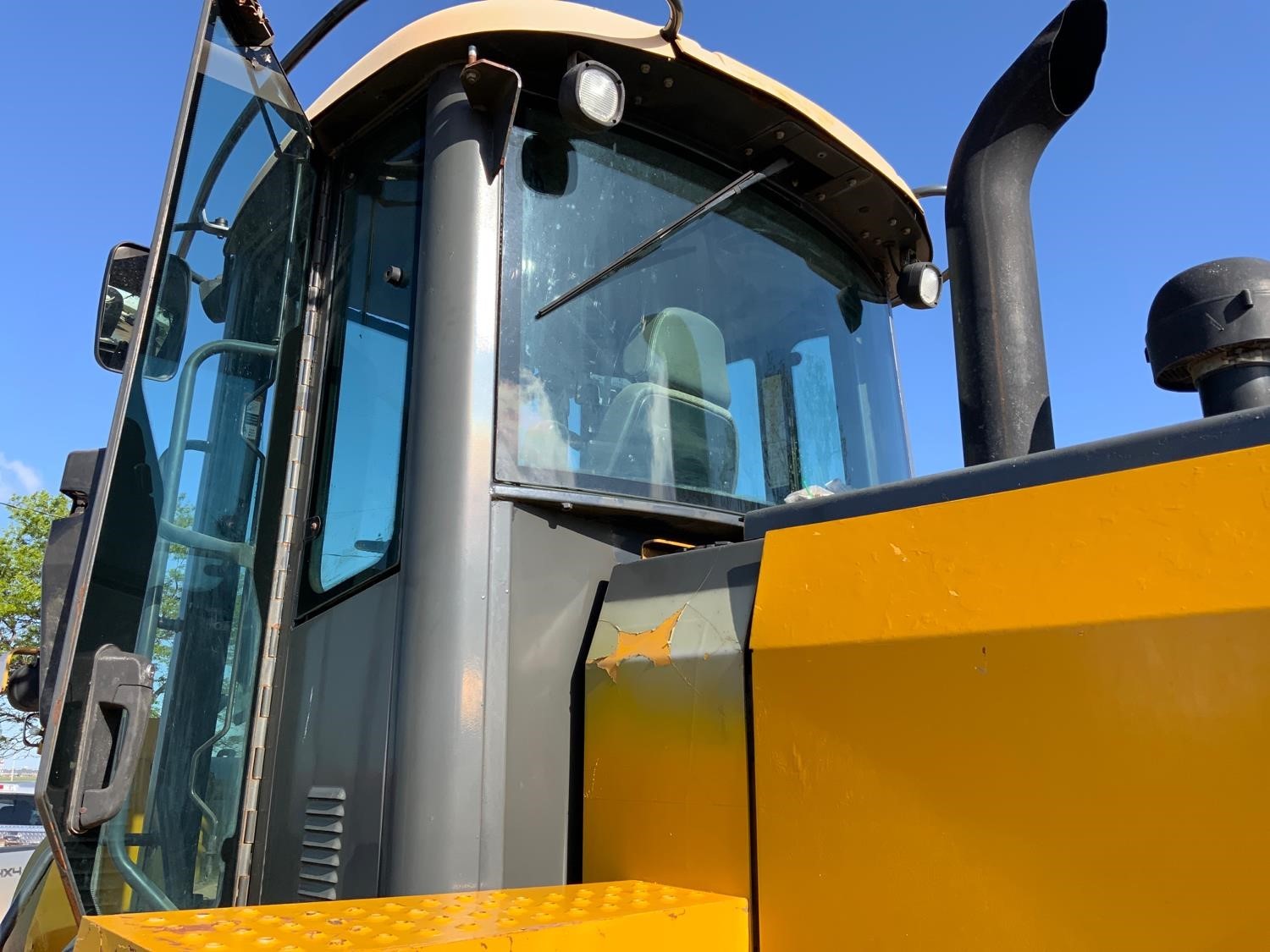 gallery 2009 John Deere 544K Wheel Loader