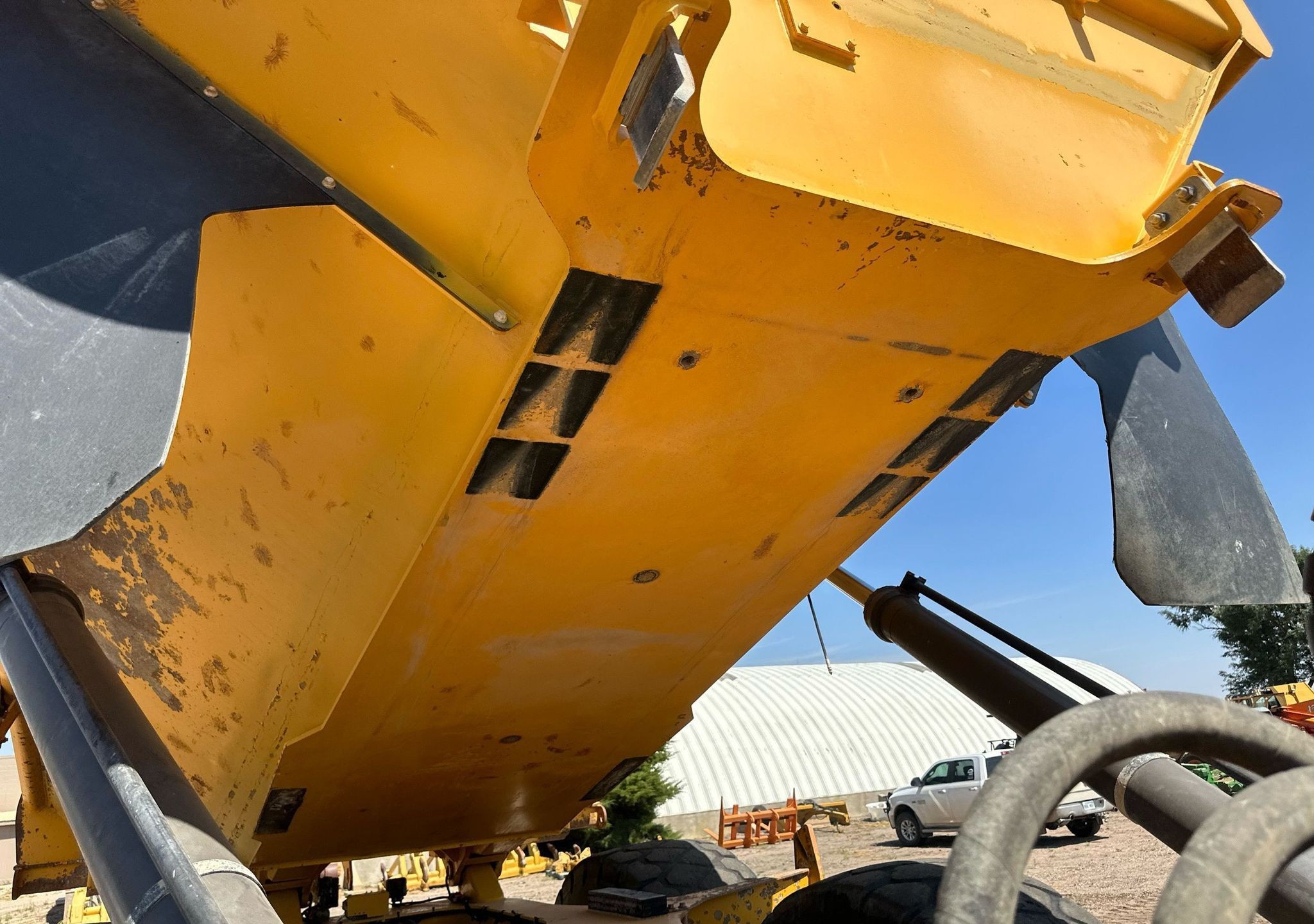 gallery 2011 Volvo A40F haul truck