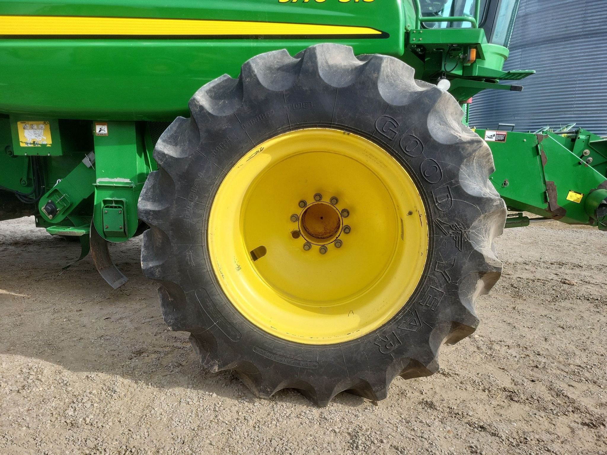 gallery 2008 John Deere 9770 STS RWA combine