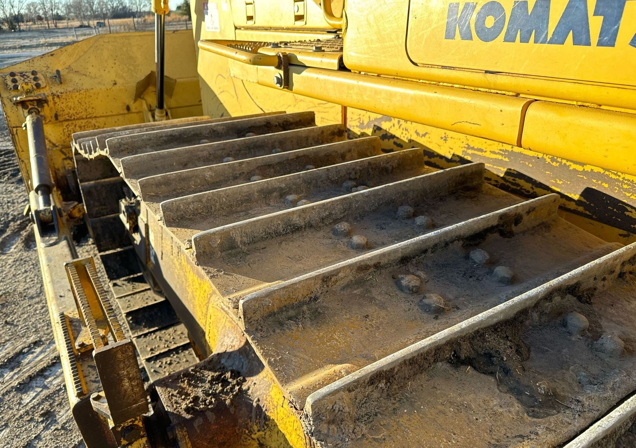gallery 2013 Komatsu D65WX-17 dozer