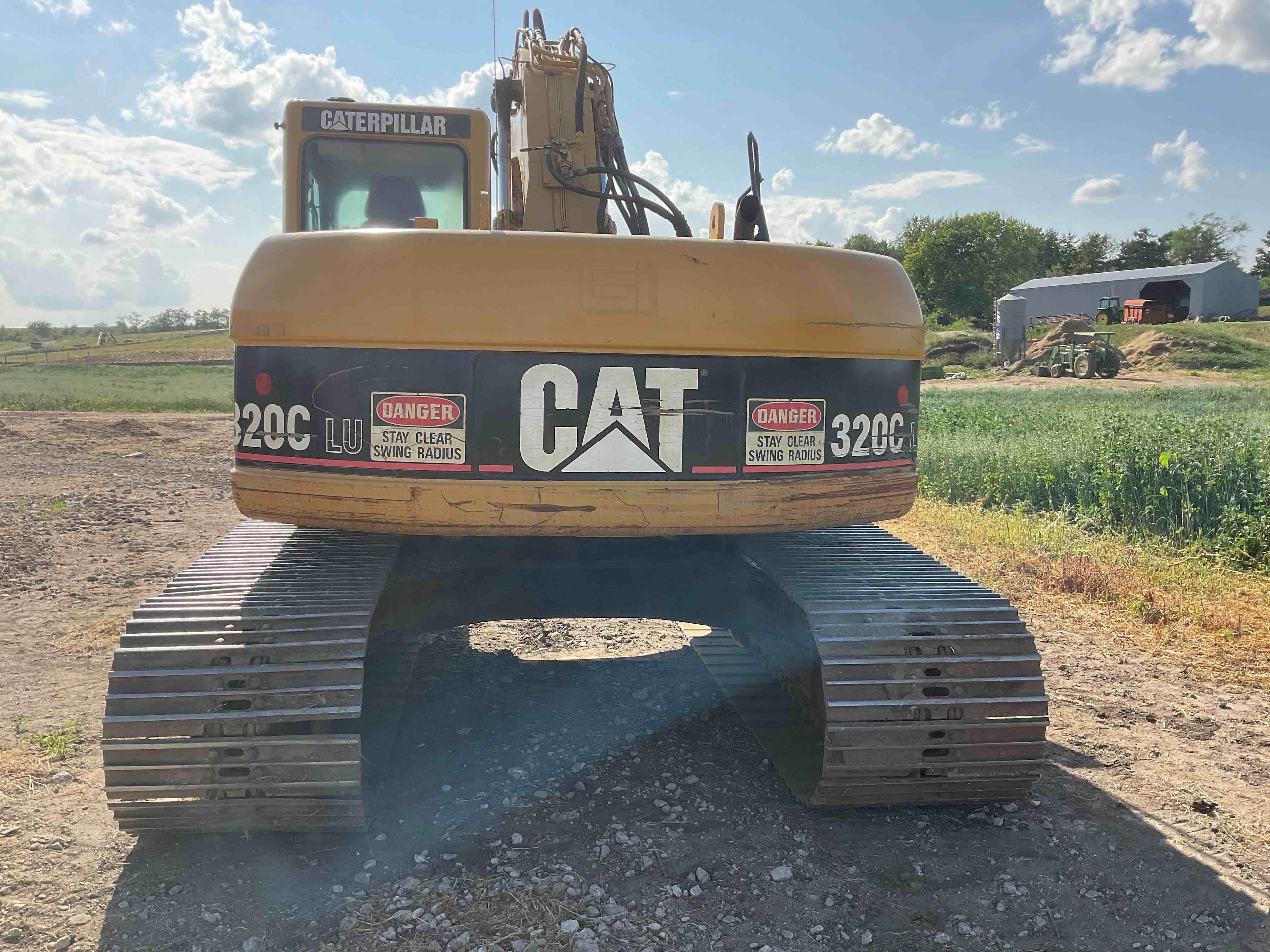 gallery 2004 Caterpillar 320CLU Excavator