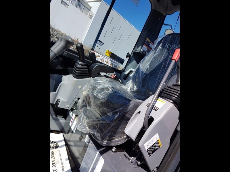gallery 2017 KUBOTA U35-4R3