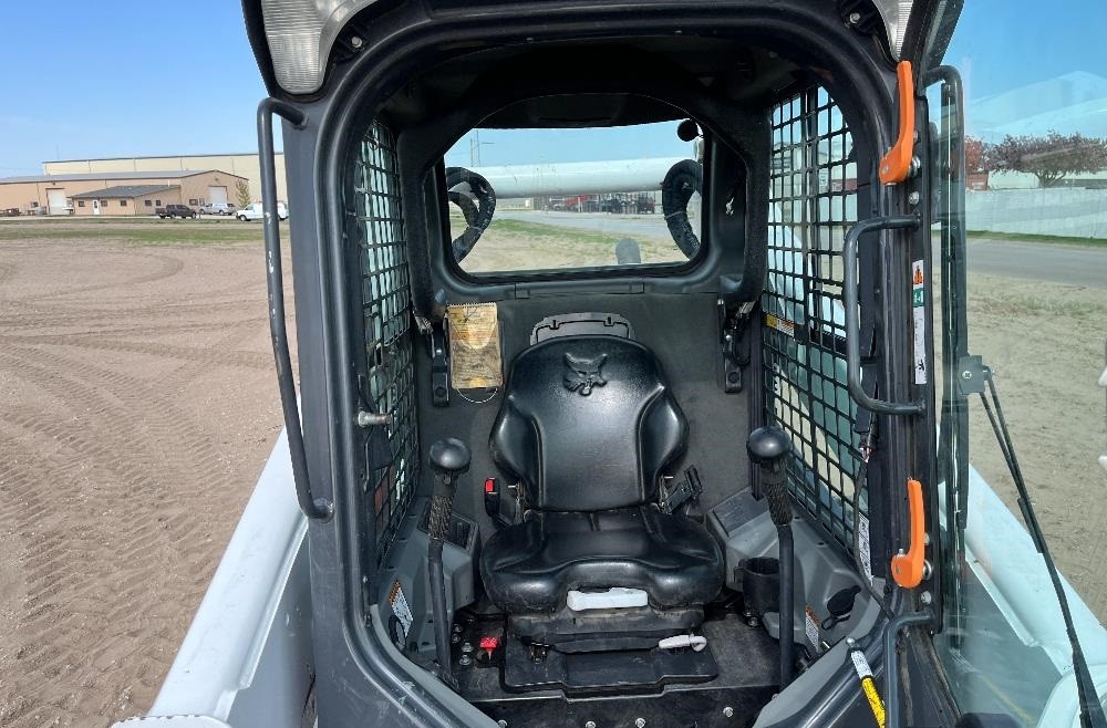 gallery 2019 Bobcat T770 Compact Track Loader
