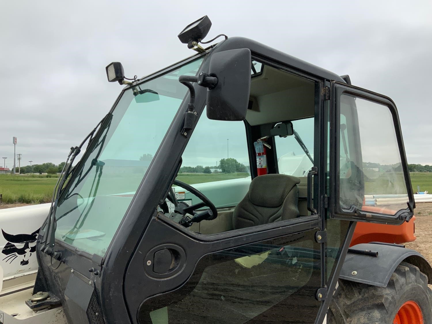 gallery 2010 Bobcat V723 4x4x4 Telehandler