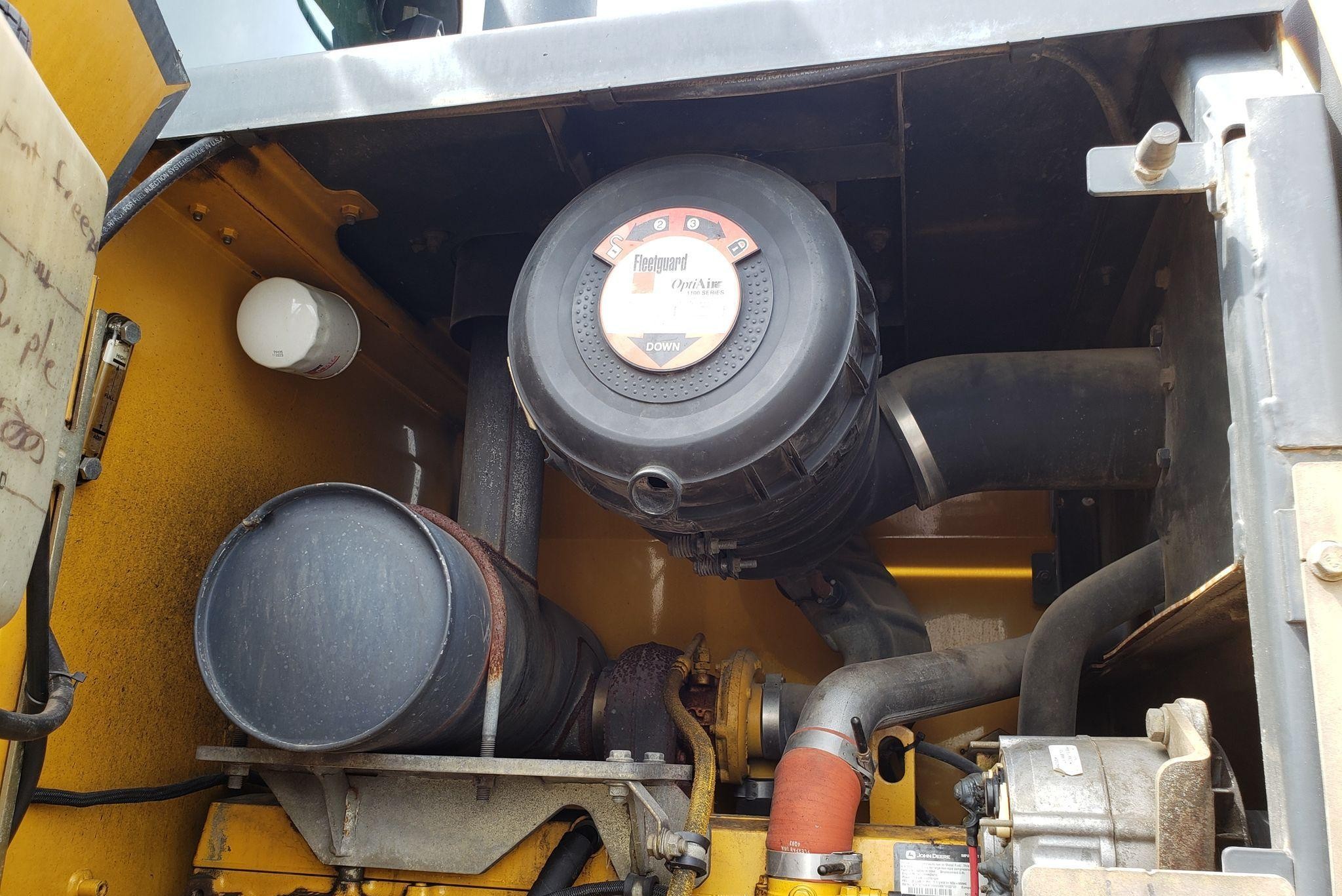 gallery 2004 John Deere 544J wheel loader