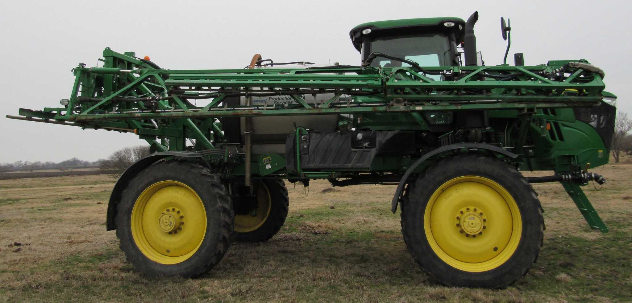 gallery 2014 John Deere R4038 self-propelled sprayer
