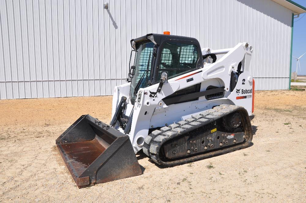 gallery 2013 Bobcat T870 Compact Track Loader