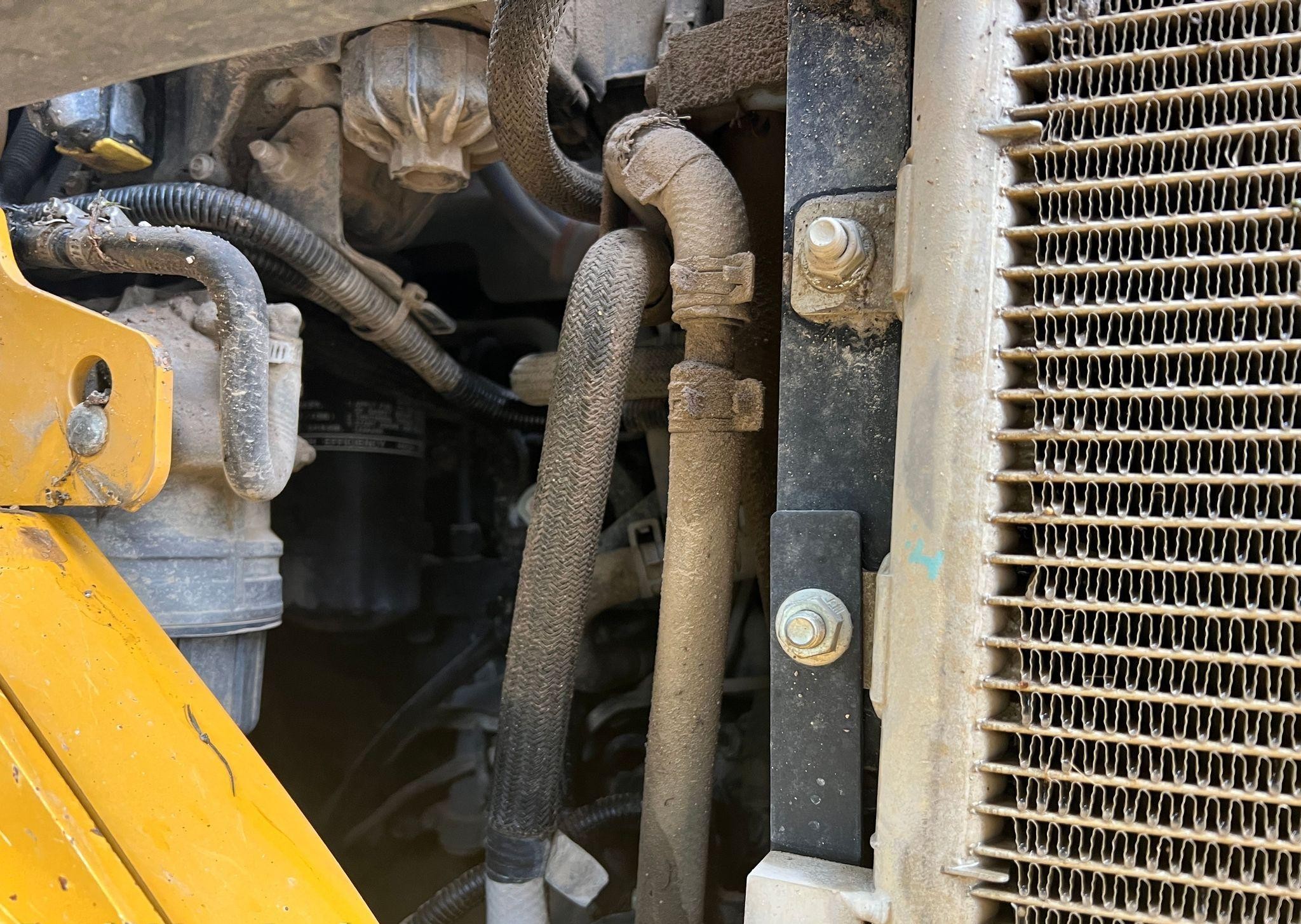 gallery 2017 John Deere 333G skid steer loader