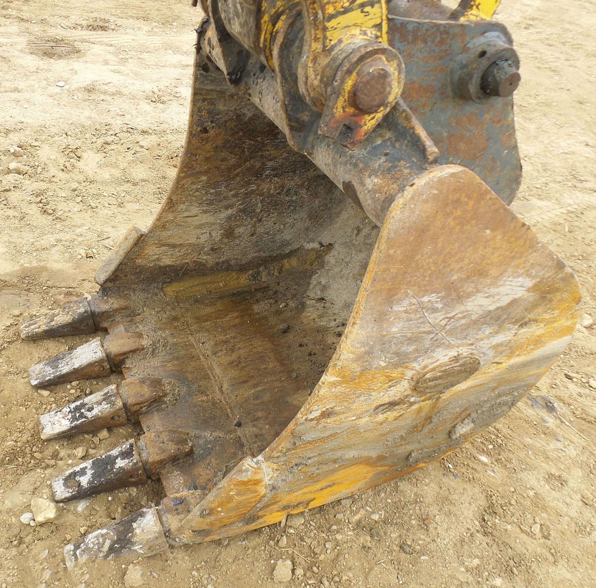 gallery 2016 Kobelco SK85CS-3 excavator