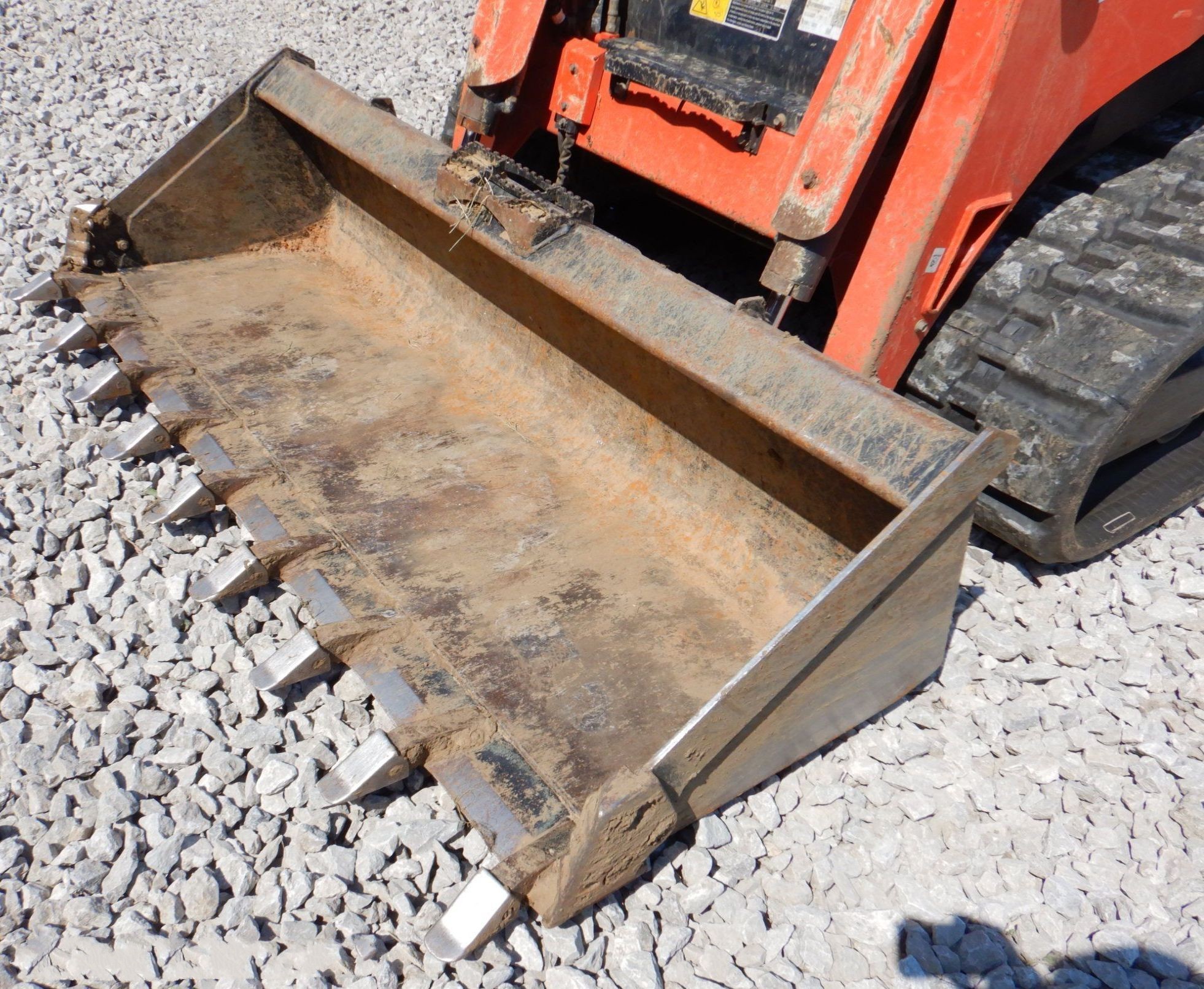 gallery 2020 Kubota SVL95-2S tracked skid steer loader