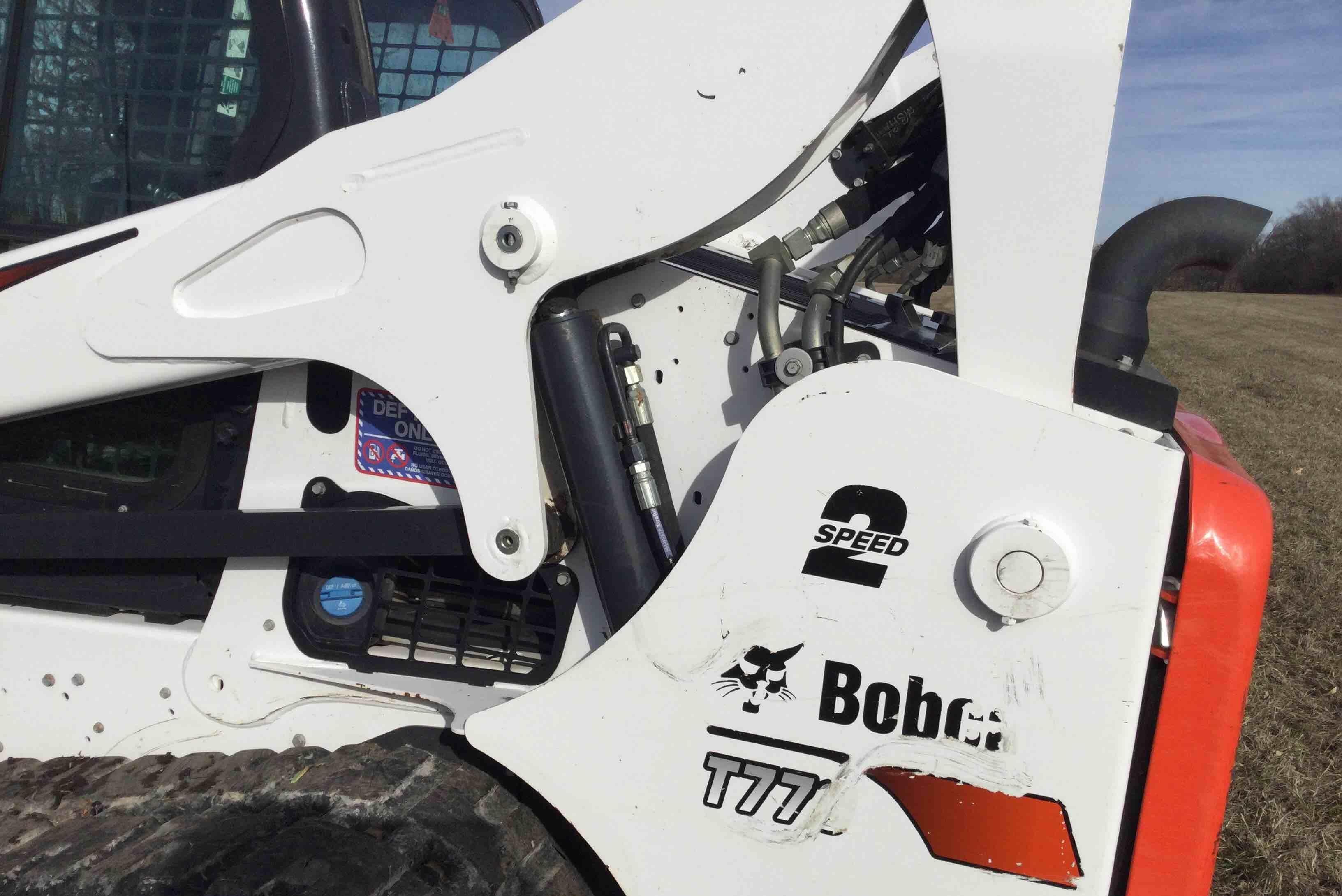 gallery 2021 Bobcat T770 Compact Track Loader