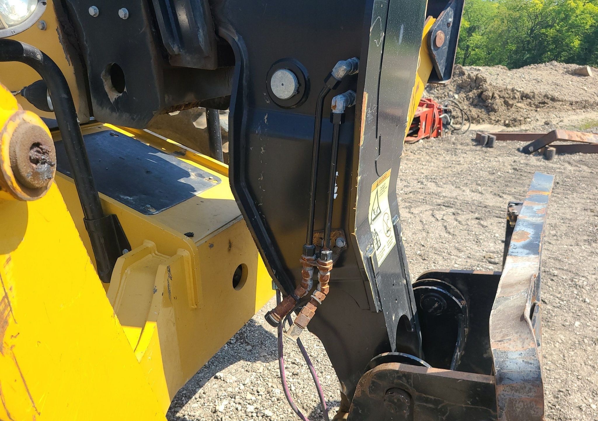 gallery 2018 Caterpillar TL1255D telehandler