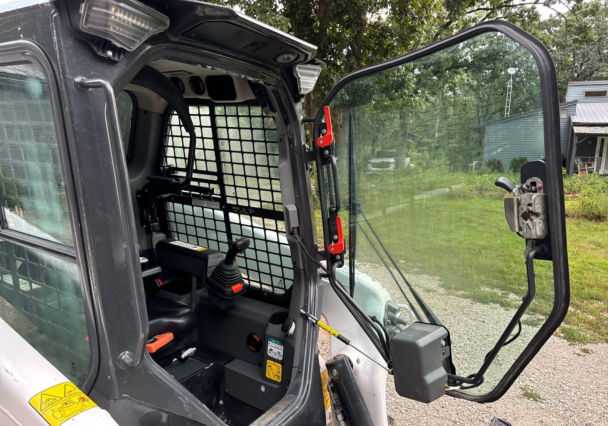 gallery 2022 Bobcat T76 R-Series tracked skid steer loader