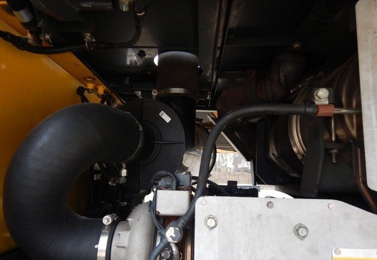 gallery 2014 Komatsu WA320-7 wheel loader