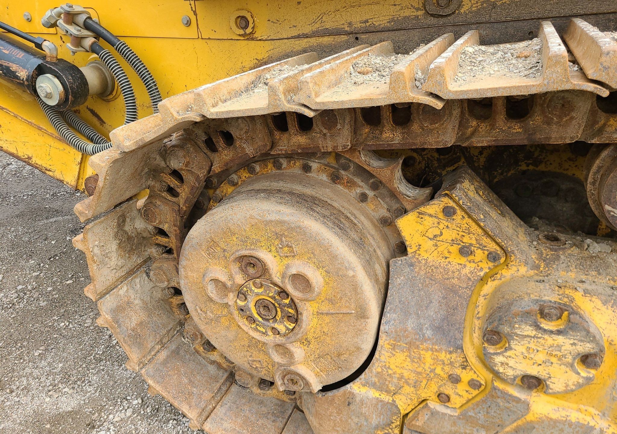 gallery 2008 Caterpillar 963D track loader