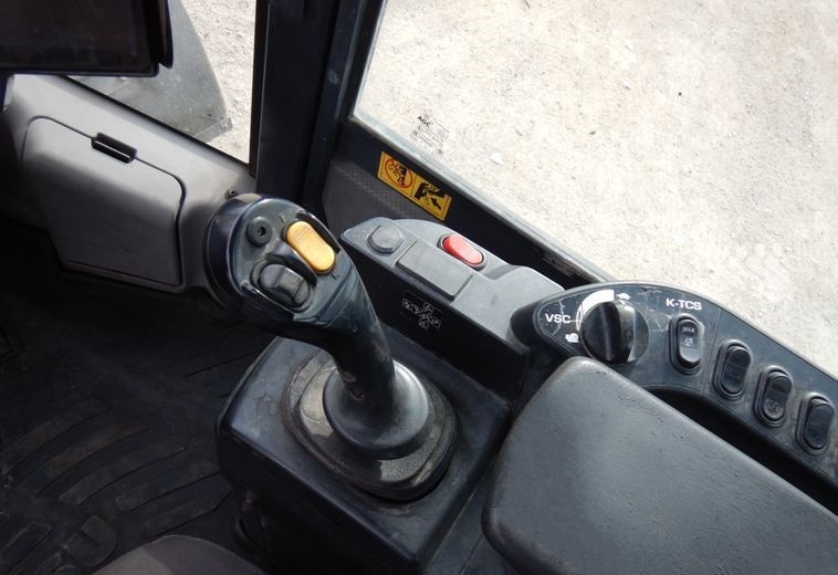 gallery 2014 Komatsu WA320-7 wheel loader