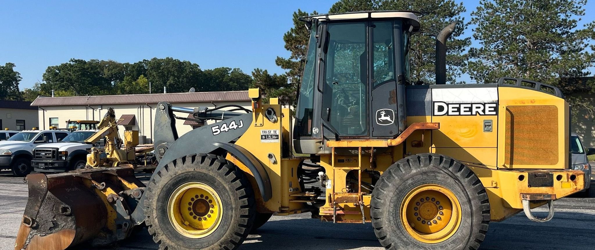 gallery 2005 John Deere 544J wheel loader