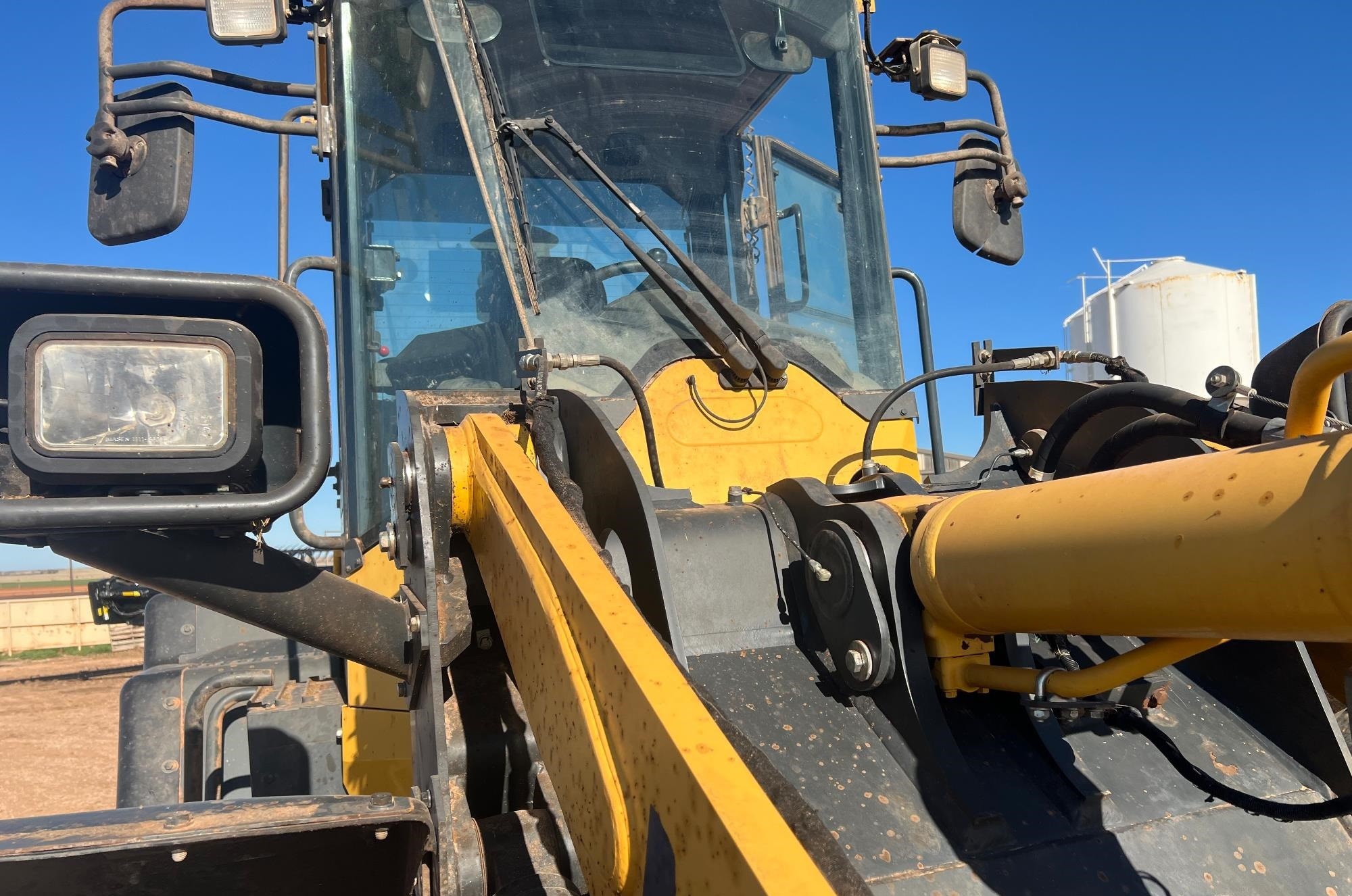 gallery 2016 Komatsu WA270-8 Wheel Loader WAttachments