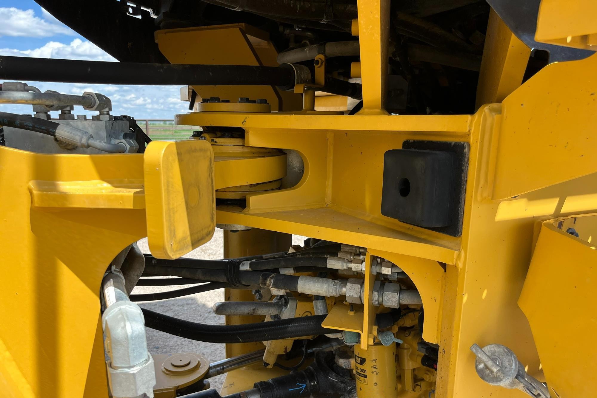 gallery 2015 Caterpillar 924K High Lift Wheel Loader