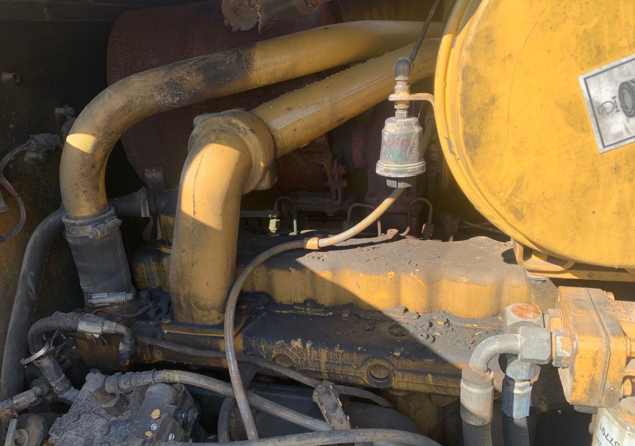 gallery 2001 Caterpillar 140H motor grader
