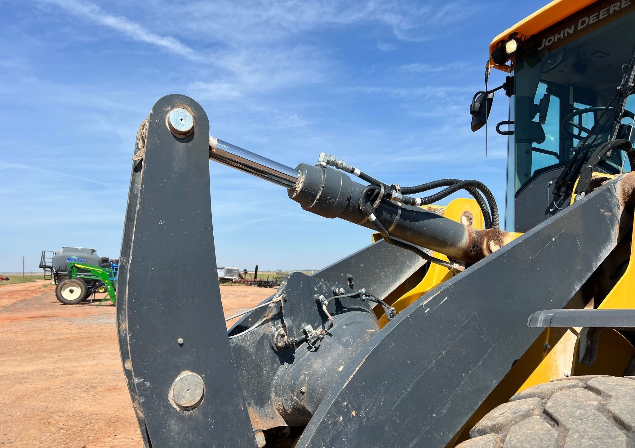 gallery 2021 John Deere 624 P-Tier wheel loader