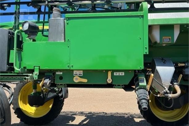 gallery 2011 John Deere 4730 Self-Propelled Sprayer
