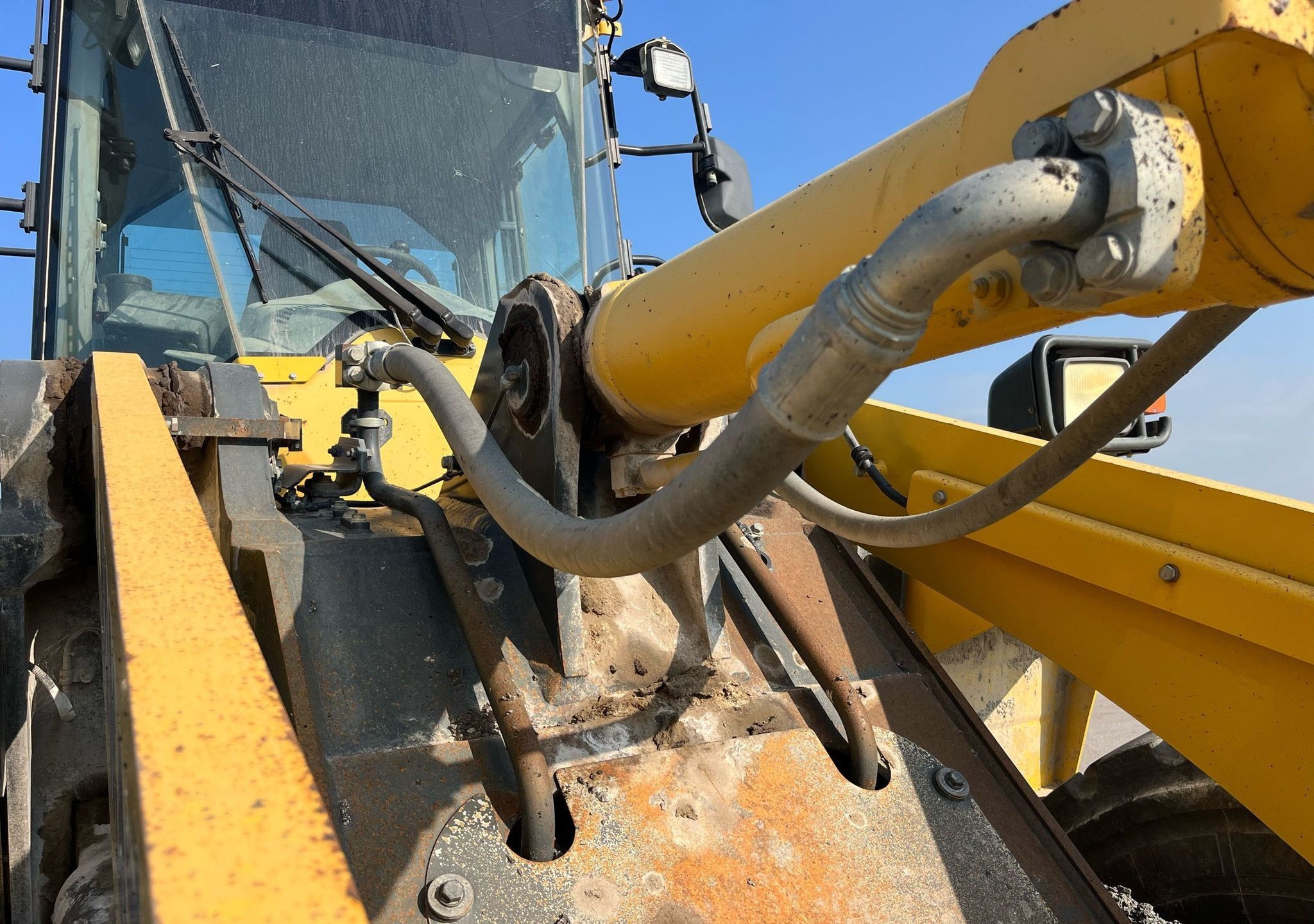 gallery 2015 Komatsu WA470-7 wheel loader
