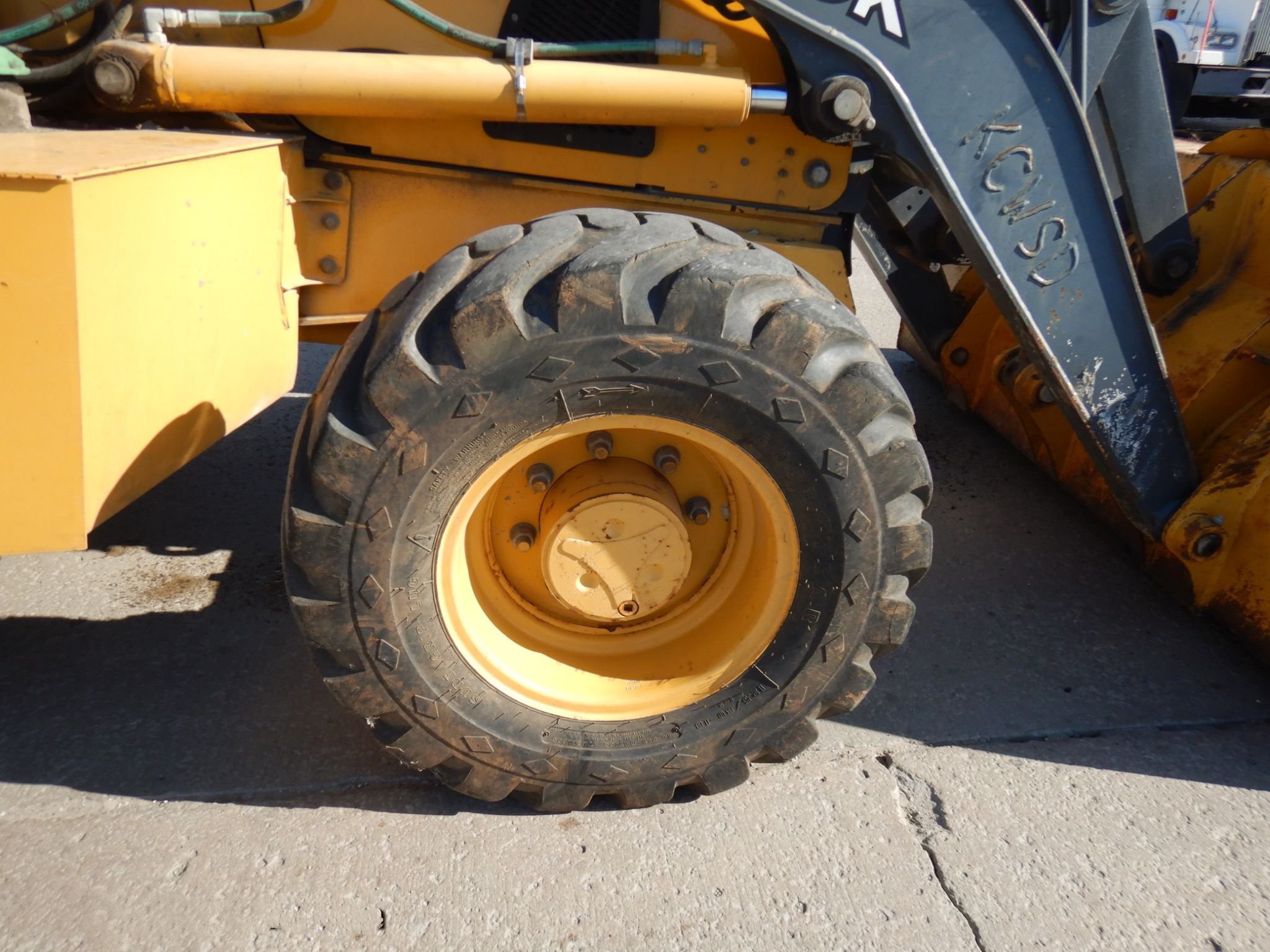 gallery 2012 John Deere 410K backhoe