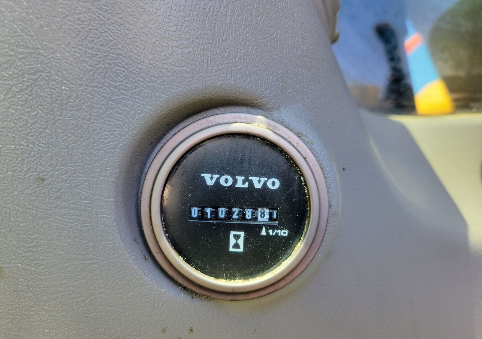 gallery 2020 Volvo EC160EL excavator