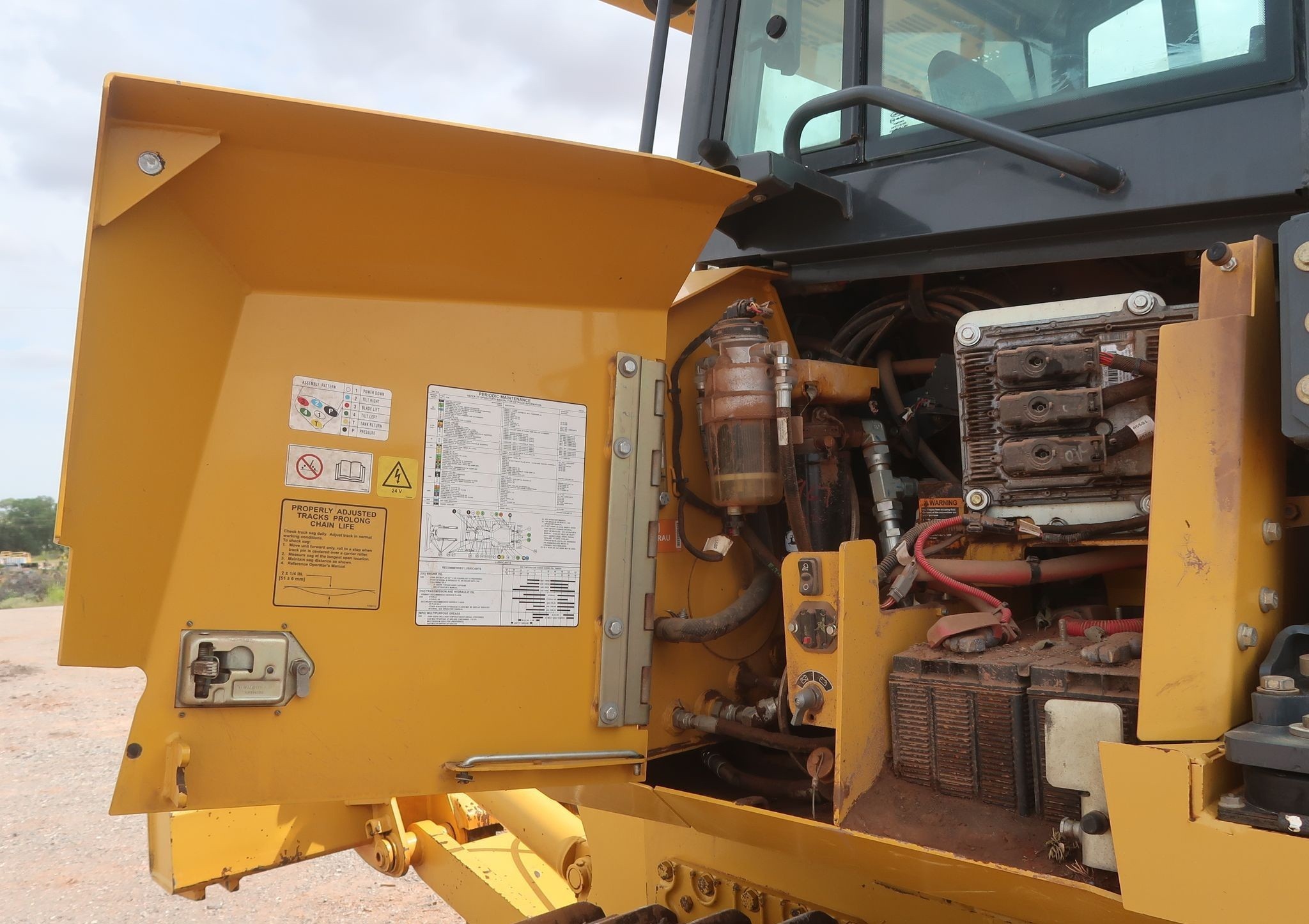 gallery 2015 John Deere 750K WLT dozer