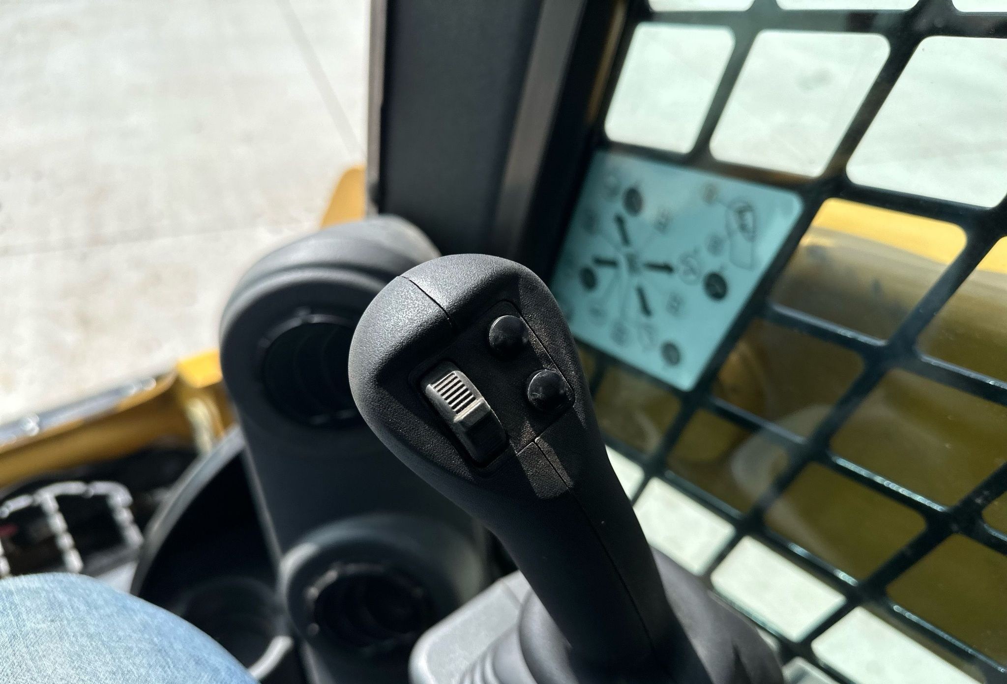 gallery 2022 Caterpillar 259D3 tracked skid steer loader