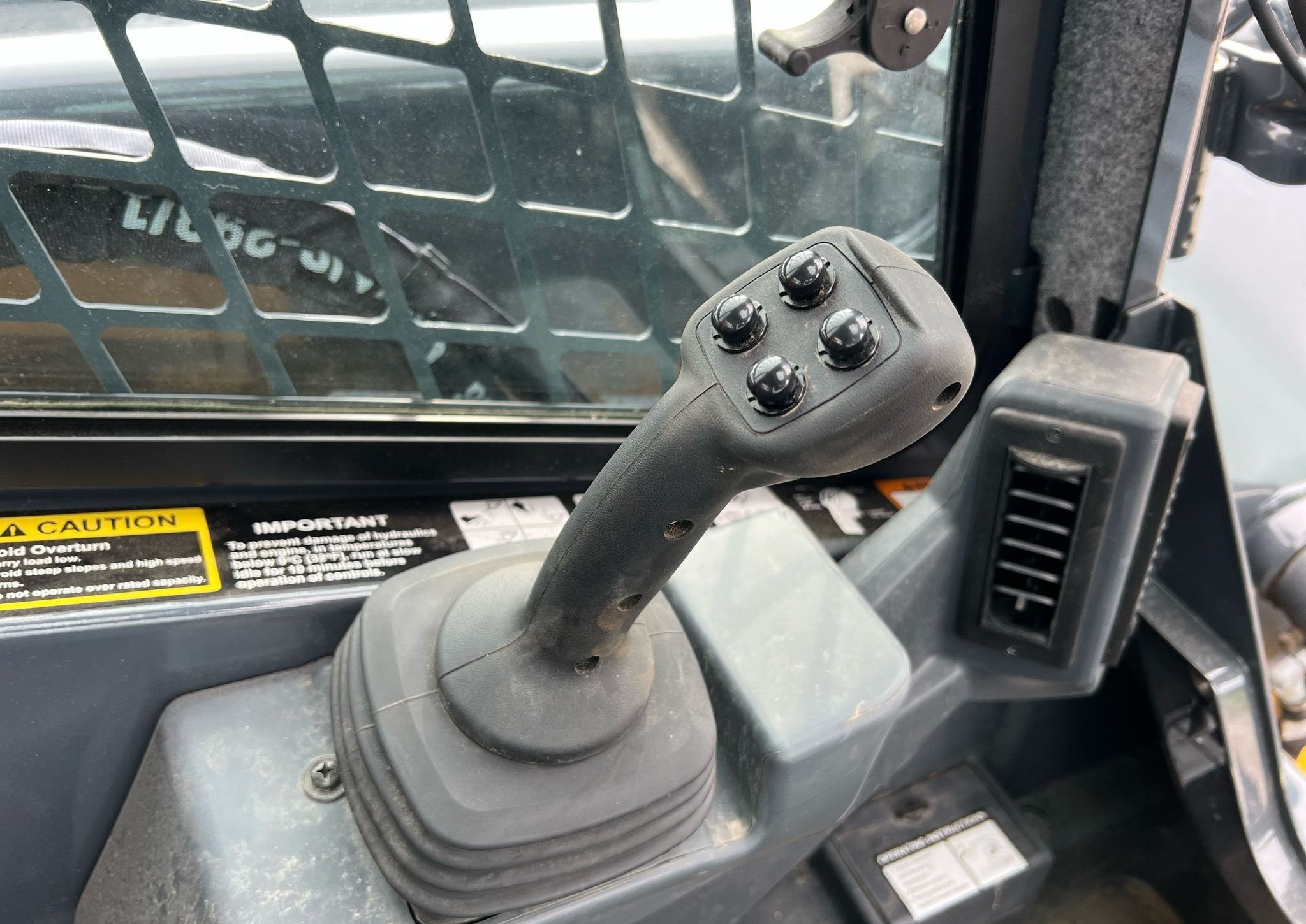 gallery 2022 John Deere 325G tracked skid steer loader