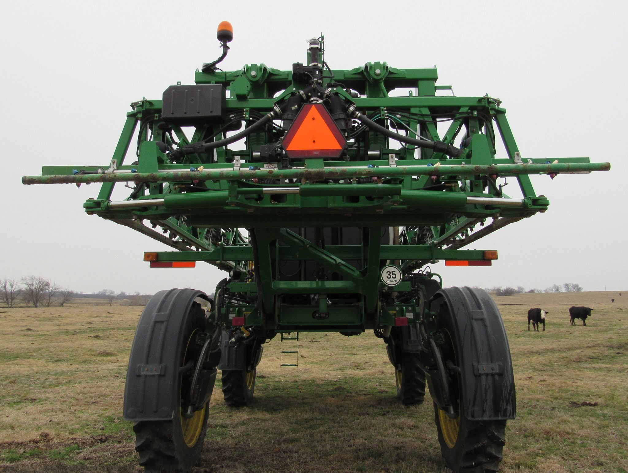 gallery 2014 John Deere R4038 self-propelled sprayer