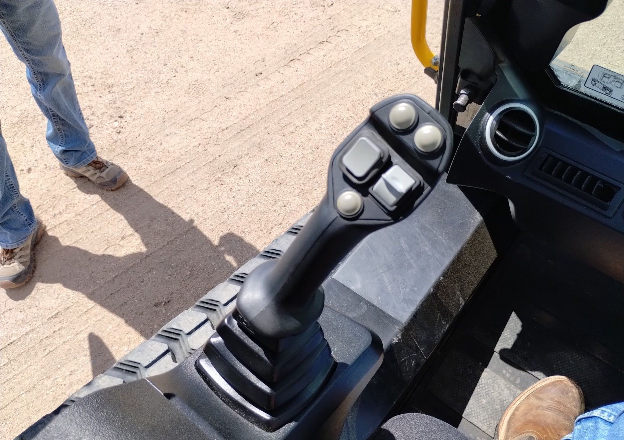 gallery 2021 JCB 215T Super tracked skid steer loader
