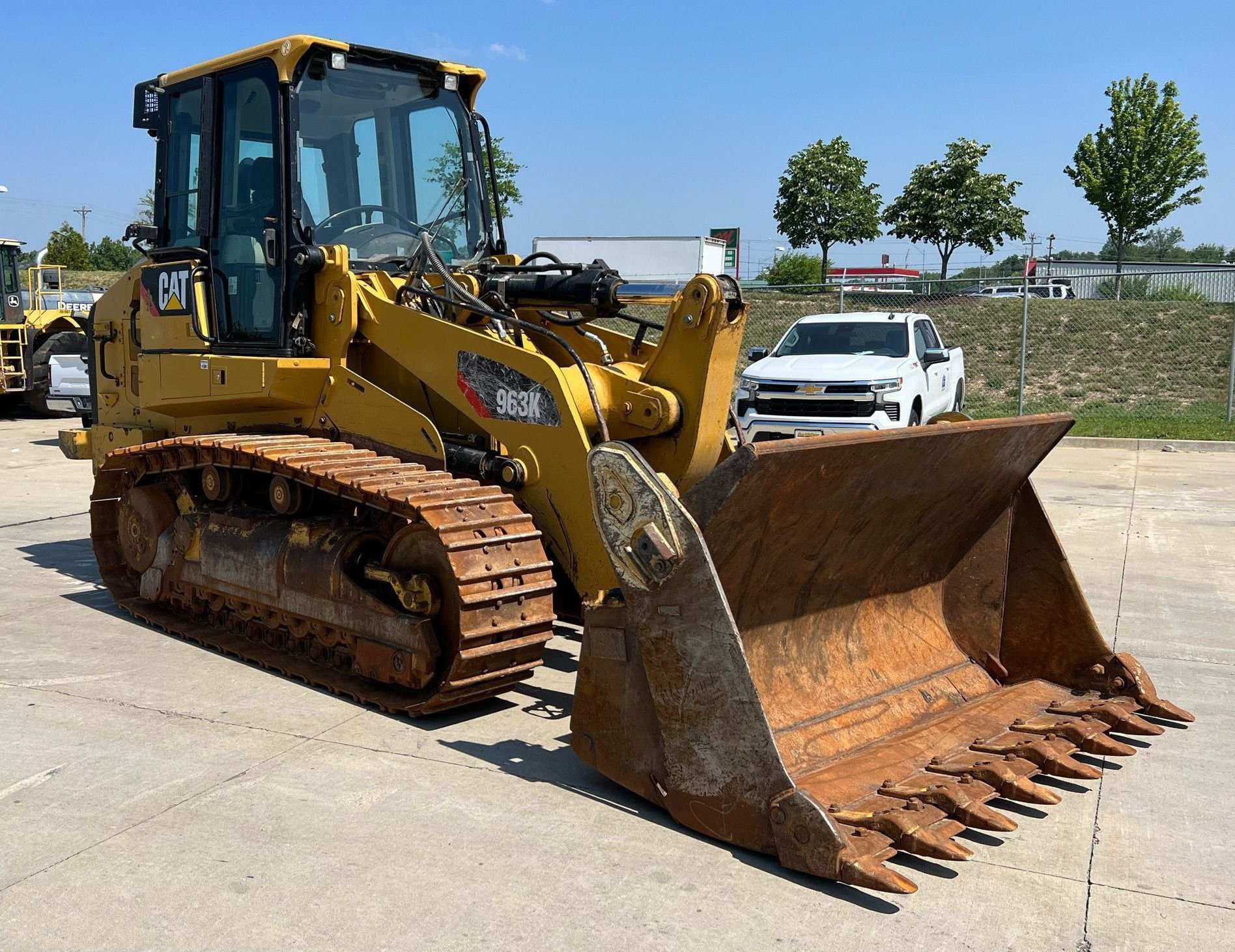 gallery 2016 Caterpillar 963K track loader
