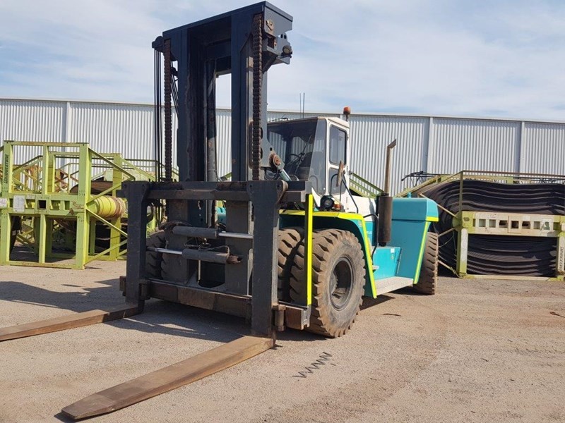 gallery 2013 SMV 70,000LBS FORKLIFT