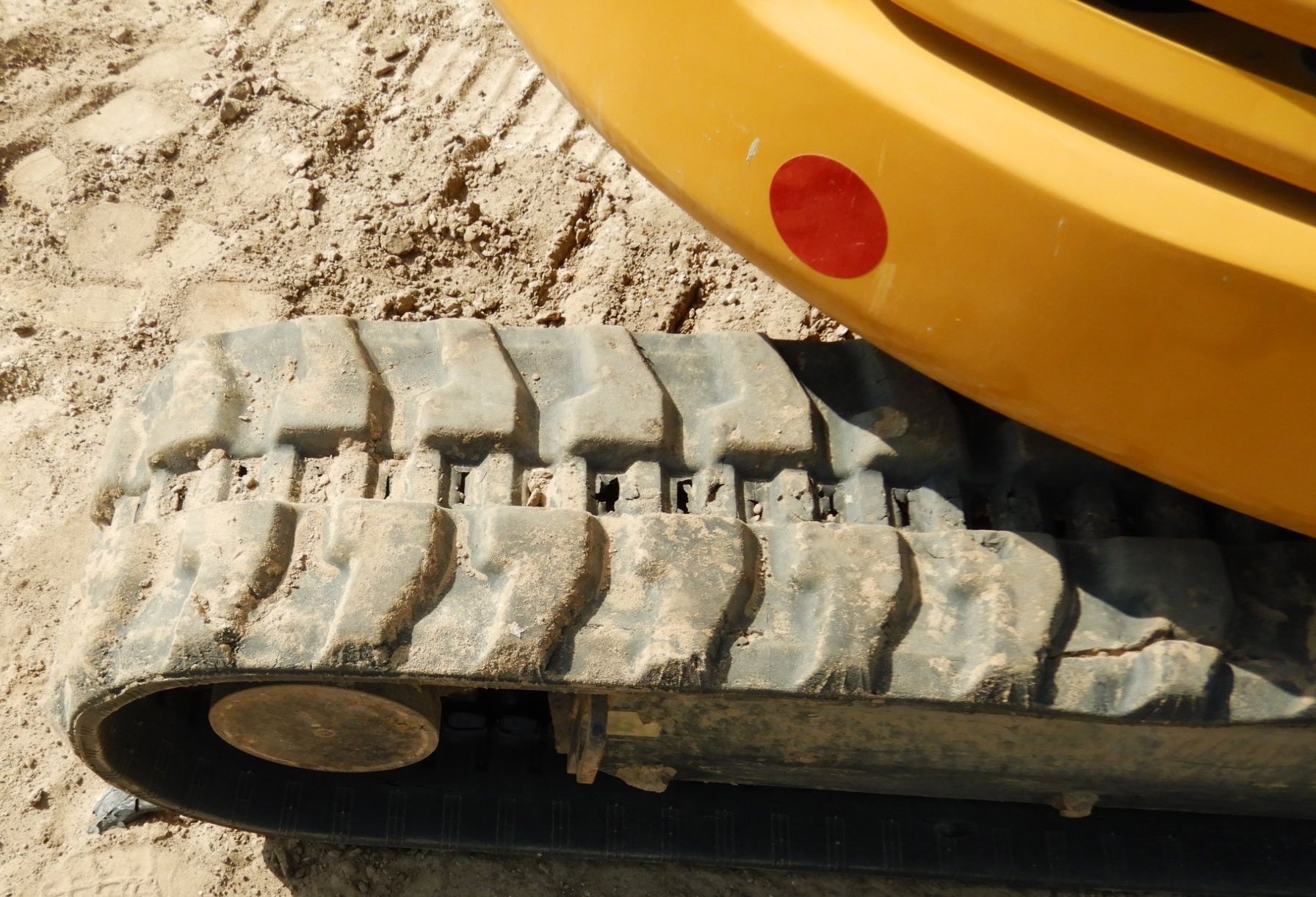 gallery 2017 Caterpillar 303.5 E2 mini excavator