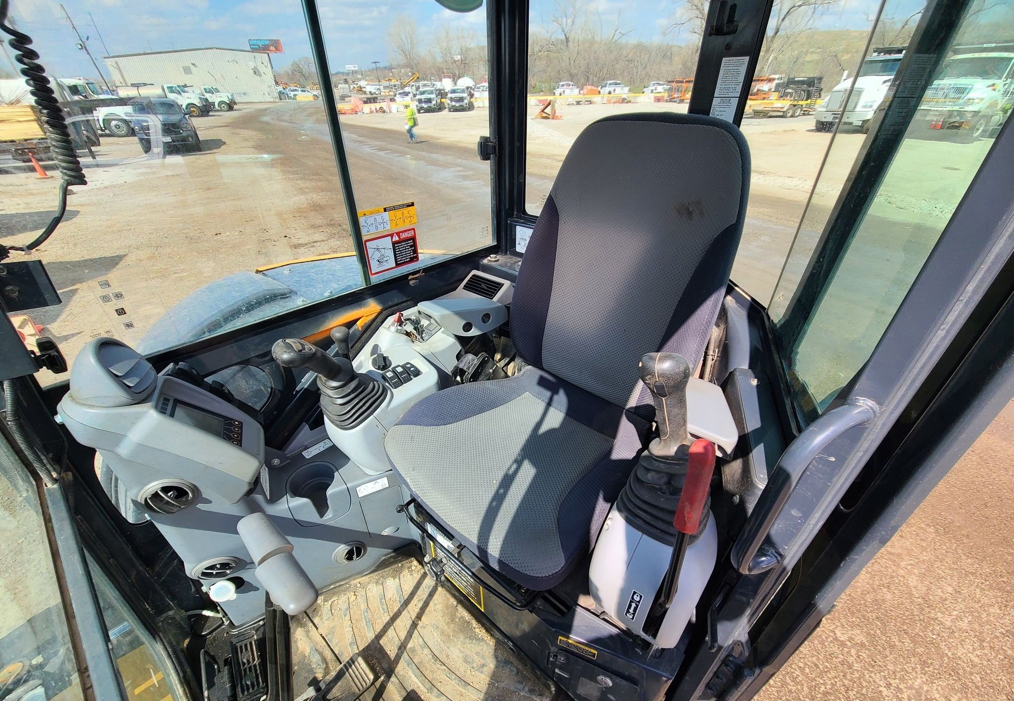 gallery 2019 John Deere 50G mini excavator