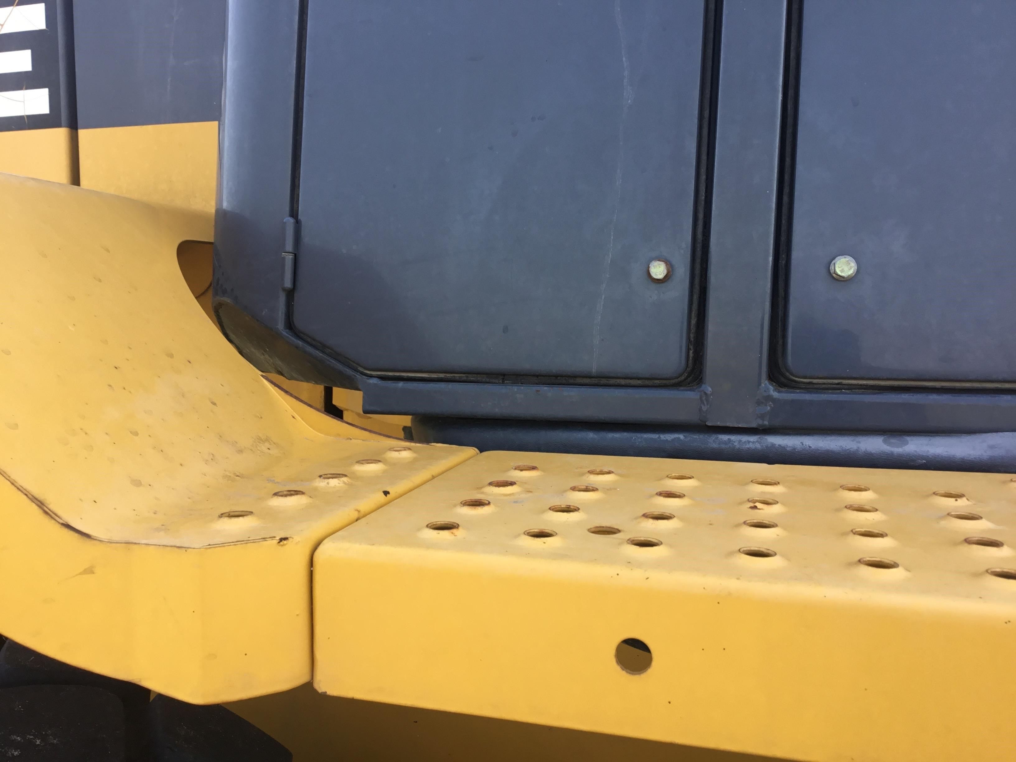 gallery 2010 John Deere 544K High Lift Wheel Loader WGrapple