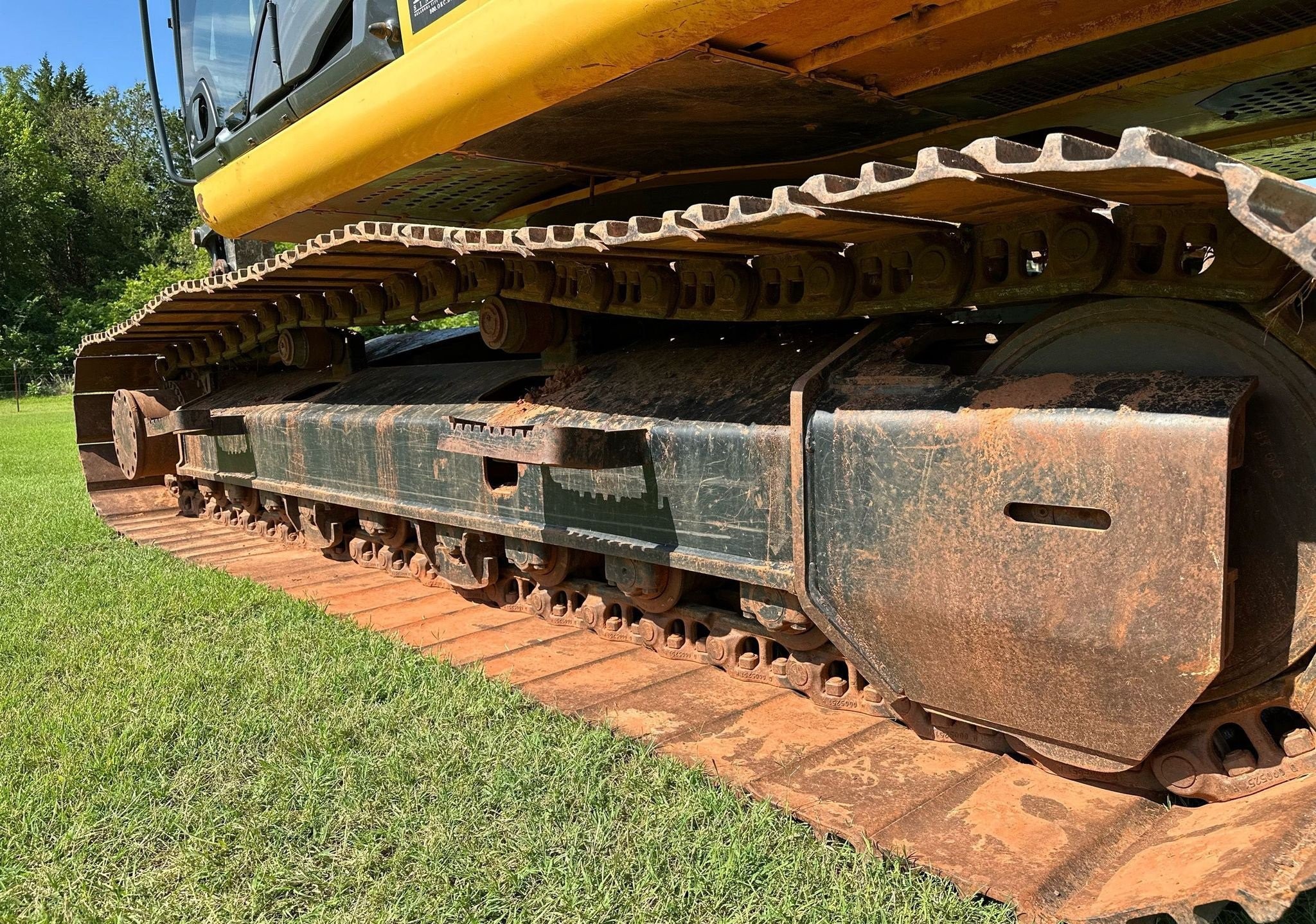 gallery 2014 John Deere 250G LC excavator