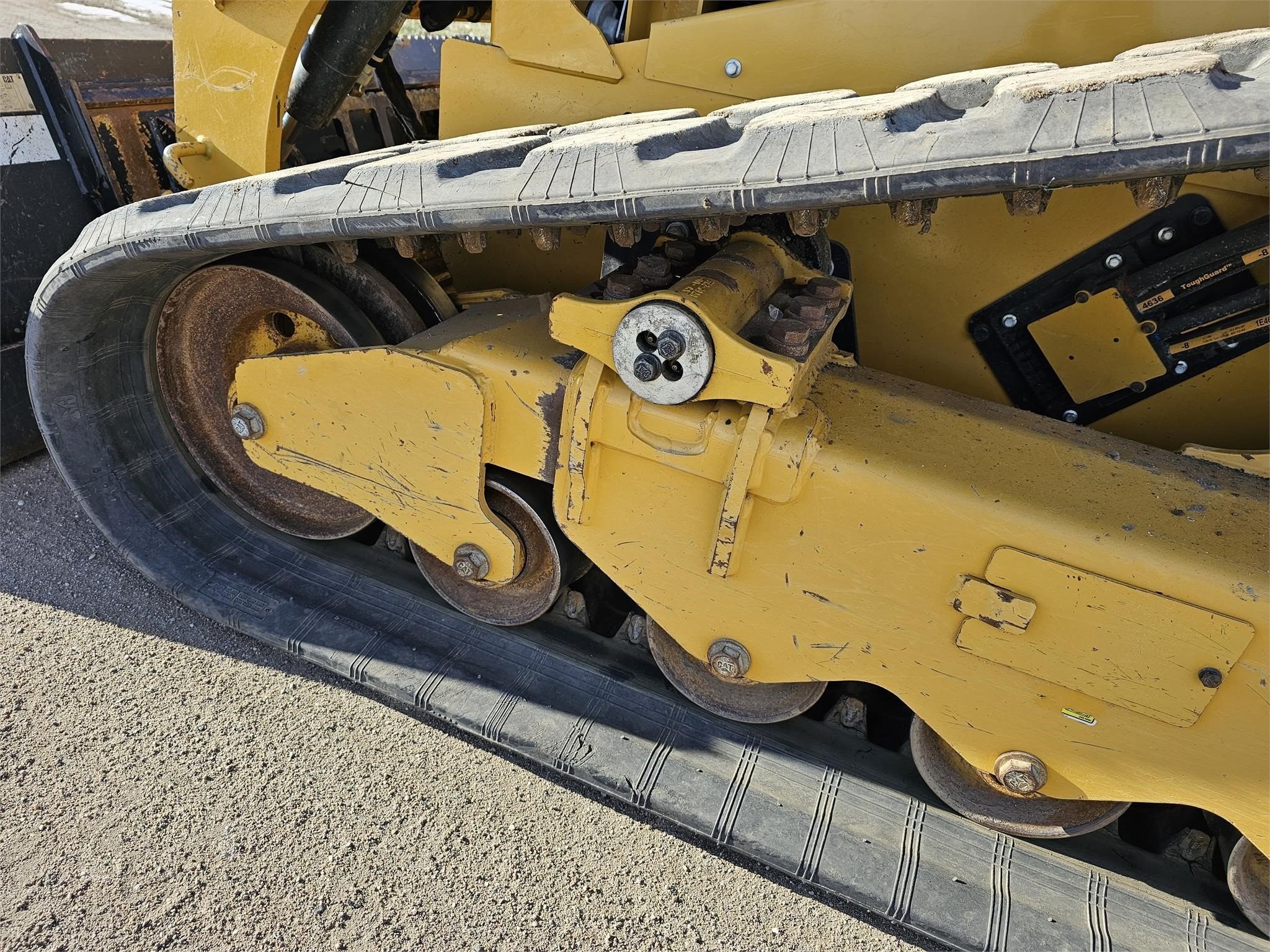 gallery 2021 Caterpillar 299D3 Skid Steer