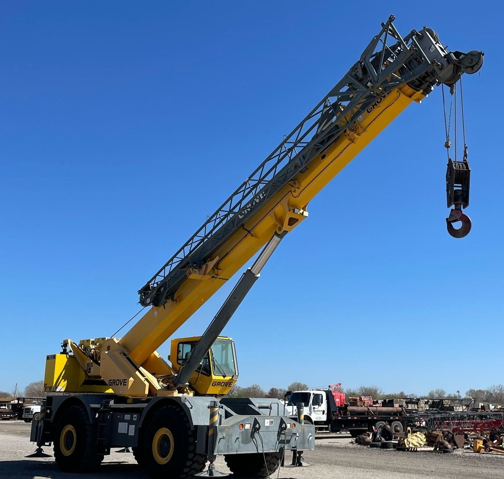 gallery 2007 Grove RT875E crane