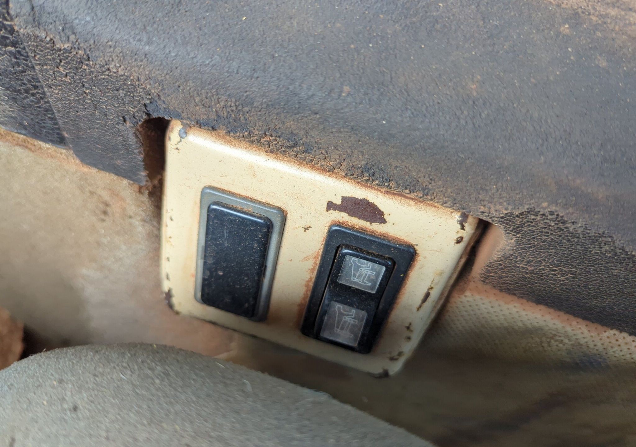 gallery 1995 Caterpillar 623F Elevating Scraper