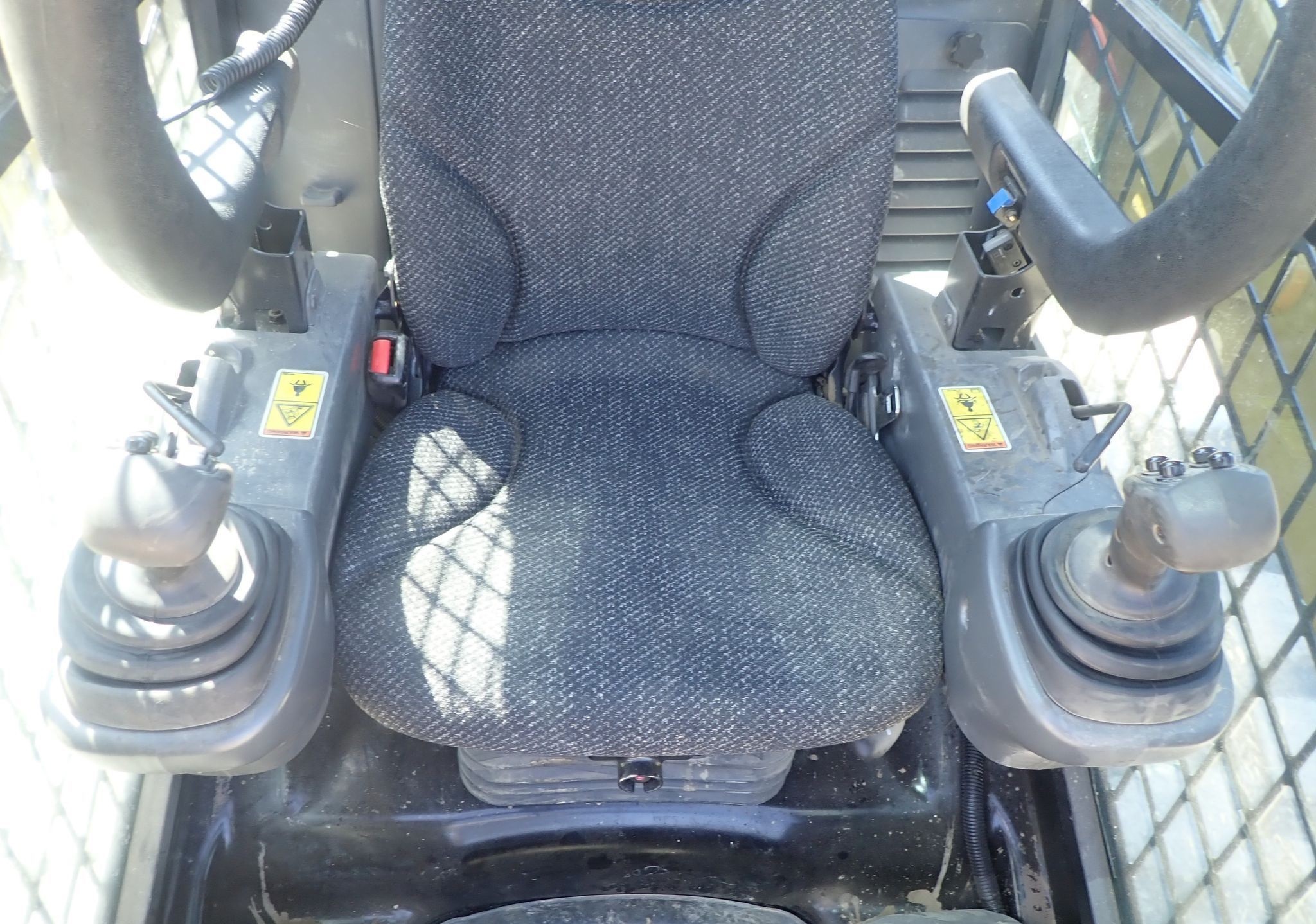 gallery 2017 Caterpillar 289D tracked skid steer loader