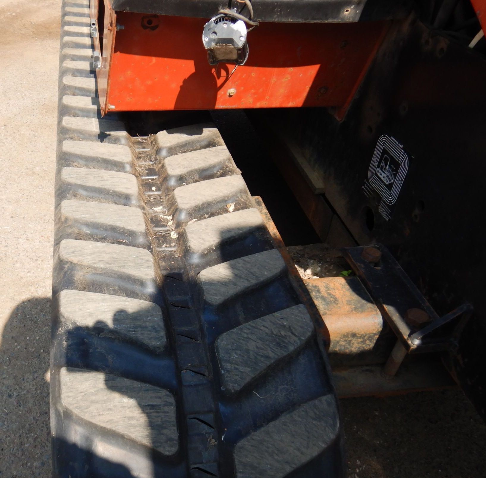 gallery 2004 Ditch Witch HT115 cable plow