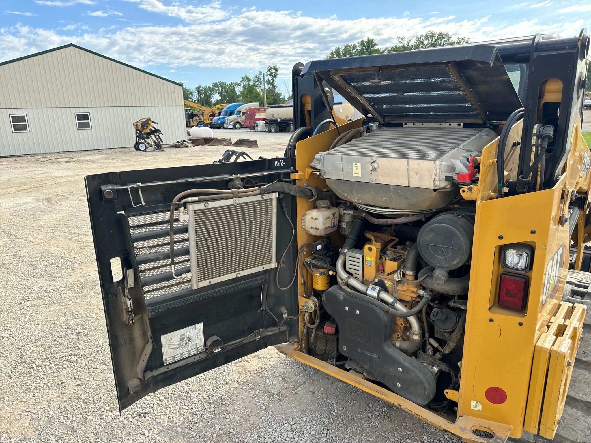 gallery 2019 Caterpillar 259D3 tracked skid steer loader