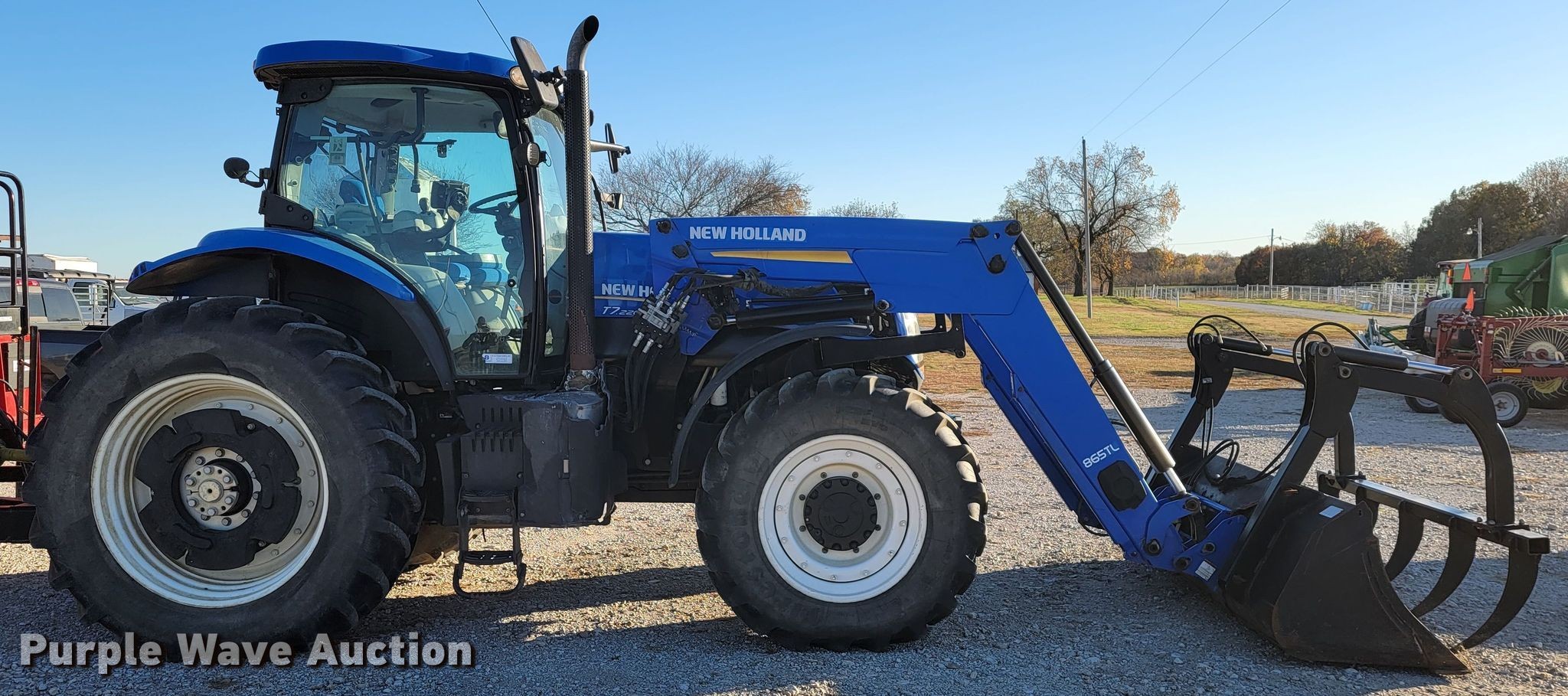 gallery 2014 New Holland T7.220 MFWD tractor