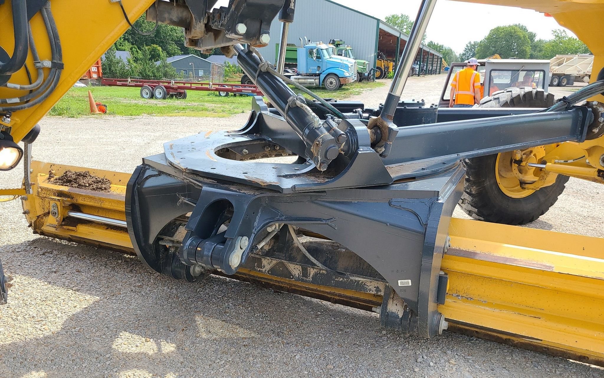 gallery 2016 John Deere 770G motor grader